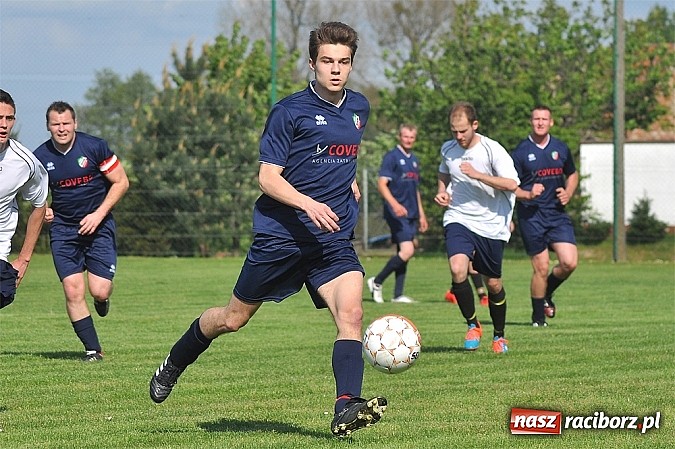 Zdjęcie w galerii na portalu naszraciborz.pl: C klasa: Podział punktów w Bolesławiu wiadomości z regionu