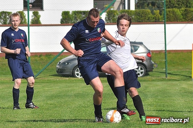 Zdjęcie w galerii na portalu naszraciborz.pl: C klasa: Podział punktów w Bolesławiu wiadomości z regionu