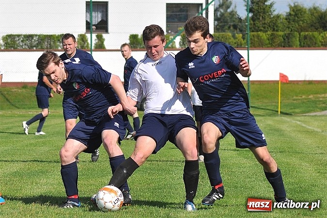 Zdjęcie w galerii na portalu naszraciborz.pl: C klasa: Podział punktów w Bolesławiu wiadomości z regionu