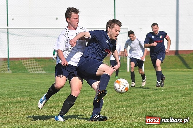 Zdjęcie w galerii na portalu naszraciborz.pl: C klasa: Podział punktów w Bolesławiu wiadomości z regionu