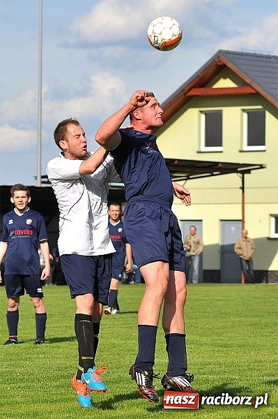 Zdjęcie w galerii na portalu naszraciborz.pl: C klasa: Podział punktów w Bolesławiu wiadomości z regionu