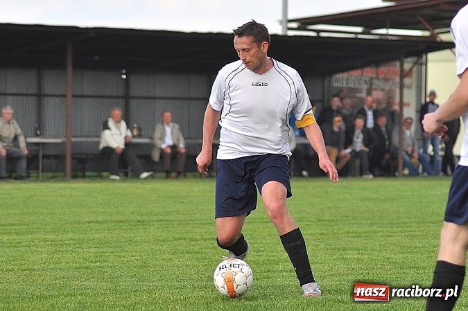 Zdjęcie w galerii na portalu naszraciborz.pl: C klasa: Podział punktów w Bolesławiu wiadomości z regionu