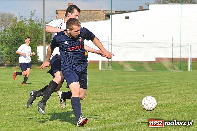 Zdjęcie w galerii na portalu naszraciborz.pl: C klasa: Podział punktów w Bolesławiu wiadomości z regionu