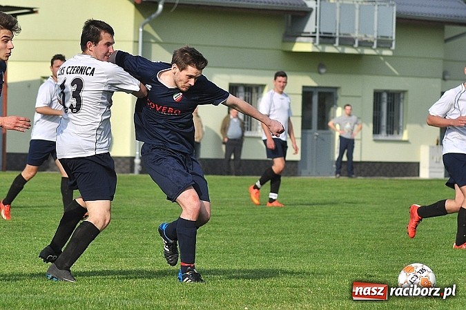 Zdjęcie w galerii na portalu naszraciborz.pl: C klasa: Podział punktów w Bolesławiu wiadomości z regionu