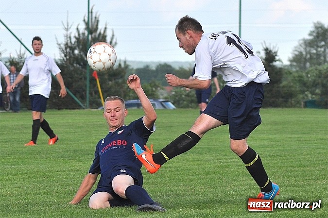 Zdjęcie w galerii na portalu naszraciborz.pl: C klasa: Podział punktów w Bolesławiu wiadomości z regionu