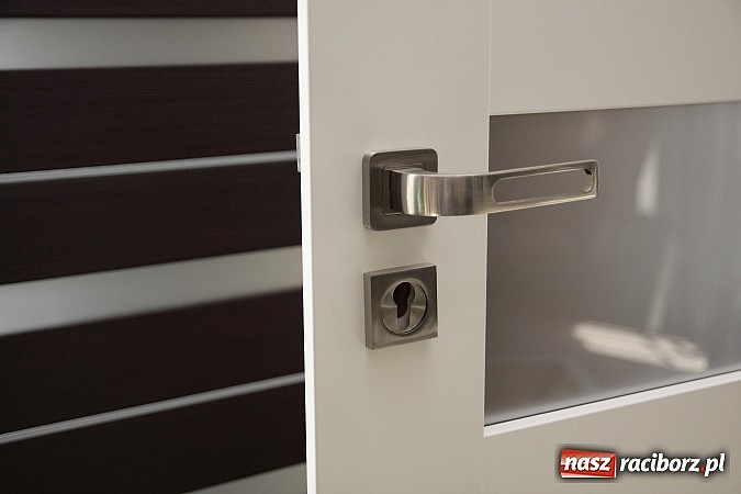 Zdjęcie w galerii na portalu naszraciborz.pl: Jakość, gwarancja i bezpieczeństwo tylko z doorservice! wiadomości z regionu