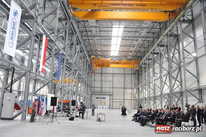 Zdjęcie w galerii na portalu naszraciborz.pl: Historyczny moment Rafametu - Hala Montażu II oddana do eksploatacji wiadomości z regionu