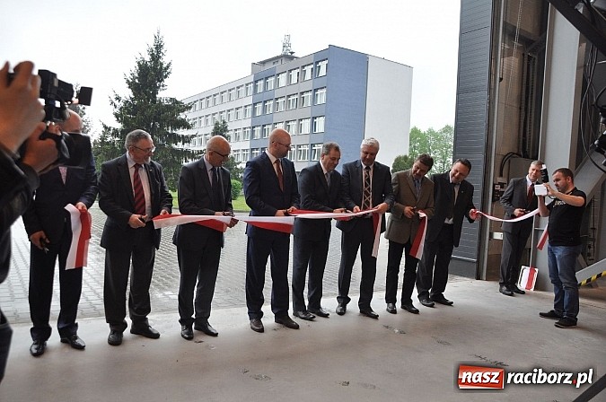 Zdjęcie w galerii na portalu naszraciborz.pl: Historyczny moment Rafametu - Hala Montażu II oddana do eksploatacji wiadomości z regionu
