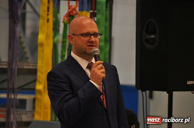 Zdjęcie w galerii na portalu naszraciborz.pl: Historyczny moment Rafametu - Hala Montażu II oddana do eksploatacji wiadomości z regionu
