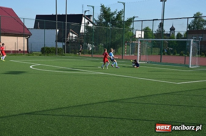 Zdjęcie w galerii na portalu naszraciborz.pl: Orliki z Nędzy niepokonane wiadomości z regionu