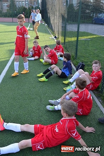 Zdjęcie w galerii na portalu naszraciborz.pl: Orliki z Nędzy niepokonane wiadomości z regionu