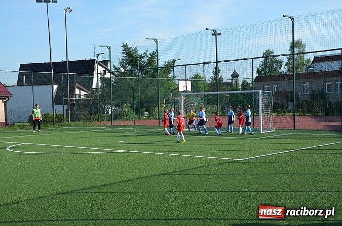 Zdjęcie w galerii na portalu naszraciborz.pl: Orliki z Nędzy niepokonane wiadomości z regionu