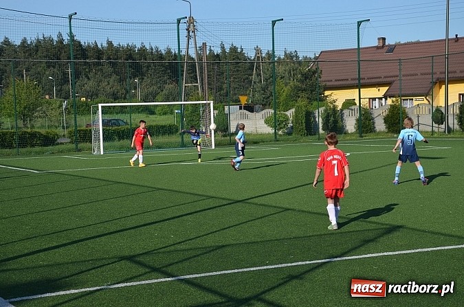 Zdjęcie w galerii na portalu naszraciborz.pl: Orliki z Nędzy niepokonane wiadomości z regionu