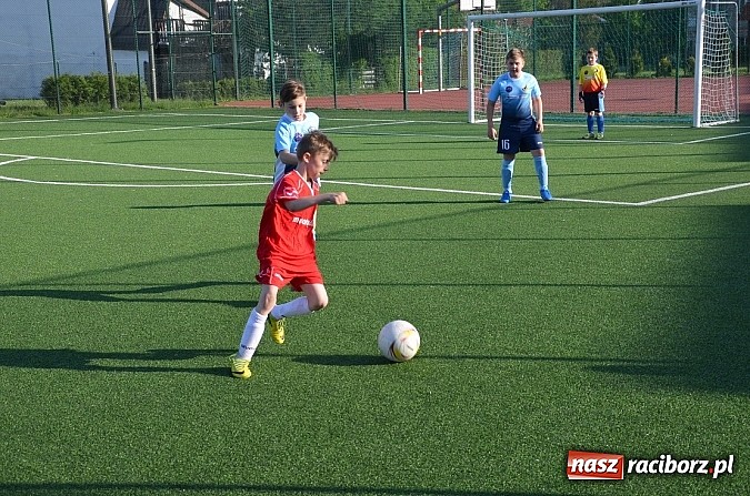 Zdjęcie w galerii na portalu naszraciborz.pl: Orliki z Nędzy niepokonane wiadomości z regionu