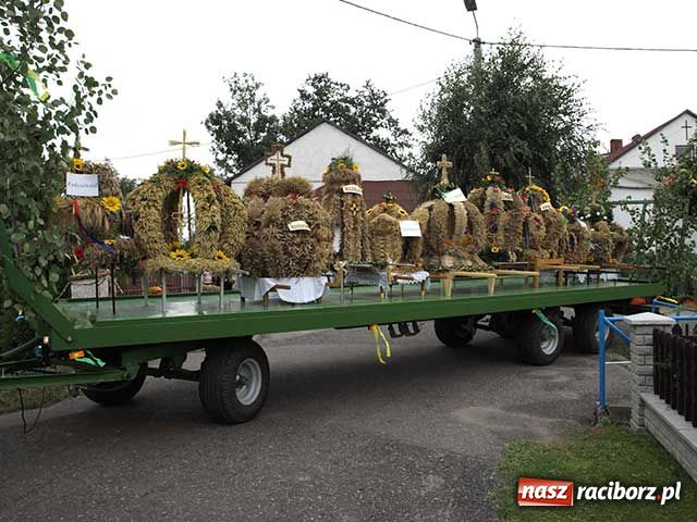 Zdjęcie w galerii na portalu naszraciborz.pl: Wielkie show w Roszkowie wiadomości z regionu