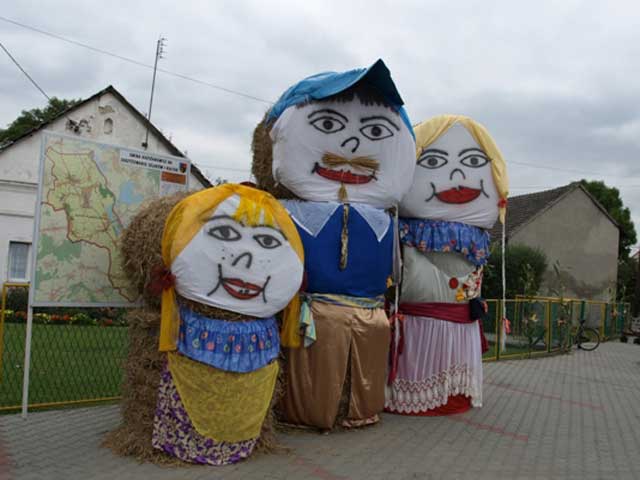 Zdjęcie w galerii na portalu naszraciborz.pl: Wielkie show w Roszkowie wiadomości z regionu