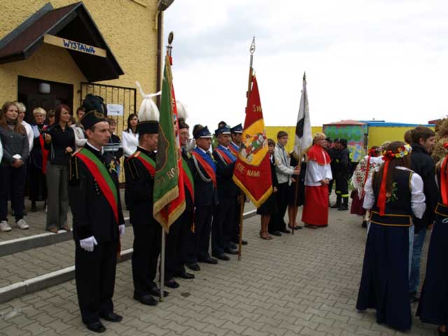 Zdjęcie w galerii na portalu naszraciborz.pl: Wielkie show w Roszkowie wiadomości z regionu