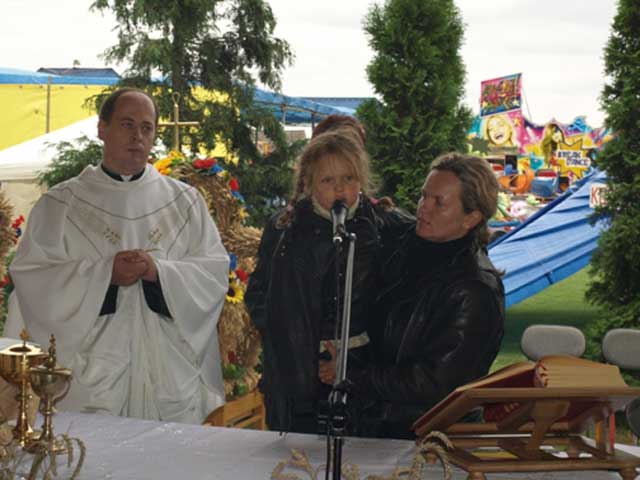 Zdjęcie w galerii na portalu naszraciborz.pl: Wielkie show w Roszkowie wiadomości z regionu