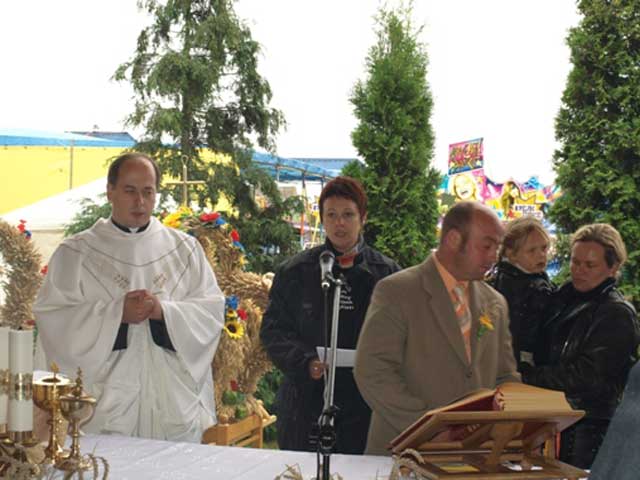 Zdjęcie w galerii na portalu naszraciborz.pl: Wielkie show w Roszkowie wiadomości z regionu