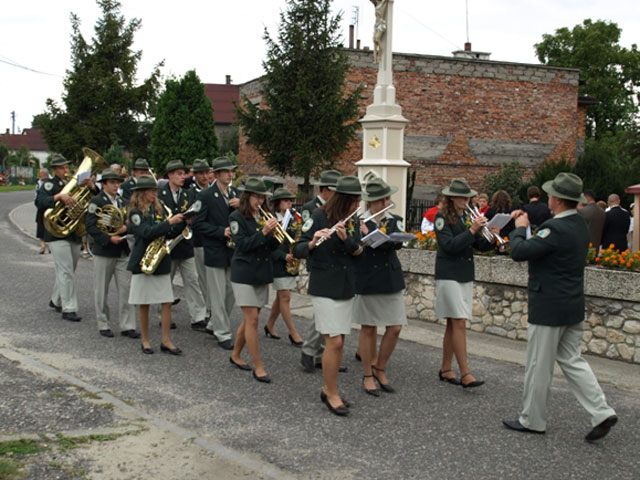 Zdjęcie w galerii na portalu naszraciborz.pl: Wielkie show w Roszkowie wiadomości z regionu