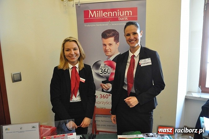 Zdjęcie w galerii na portalu naszraciborz.pl: Powiatowe Targi Pracy, Edukacji i Przedsiębiorczości na zamku wiadomości z regionu