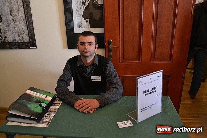 Zdjęcie w galerii na portalu naszraciborz.pl: Powiatowe Targi Pracy, Edukacji i Przedsiębiorczości na zamku wiadomości z regionu