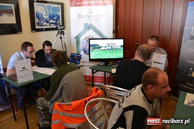 Zdjęcie w galerii na portalu naszraciborz.pl: Powiatowe Targi Pracy, Edukacji i Przedsiębiorczości na zamku wiadomości z regionu