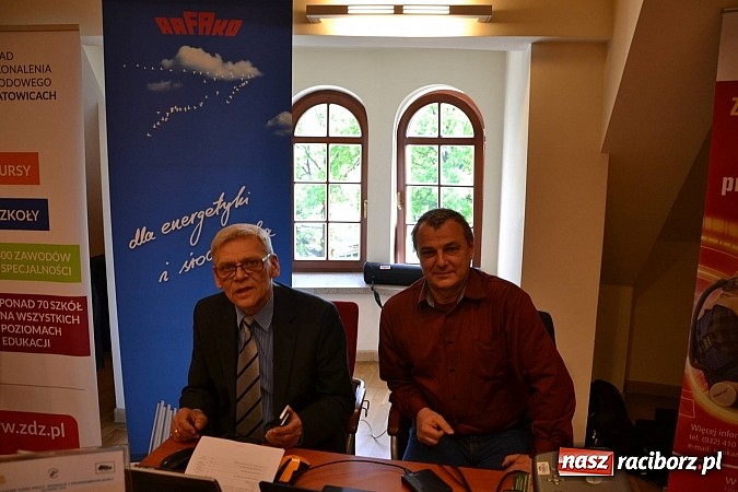 Zdjęcie w galerii na portalu naszraciborz.pl: Powiatowe Targi Pracy, Edukacji i Przedsiębiorczości na zamku wiadomości z regionu