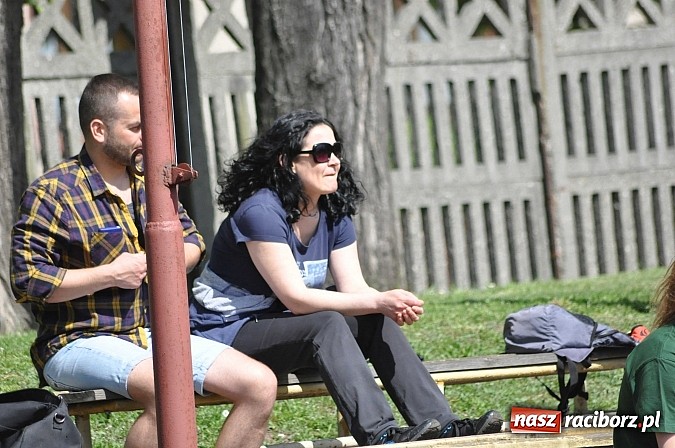 Zdjęcie w galerii na portalu naszraciborz.pl: Lekkoatleci z gimnazjów walczą o medale na stadionie PWSZ  wiadomości z regionu