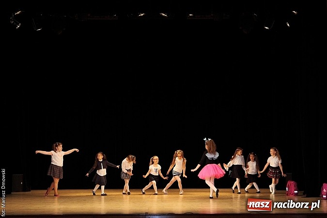 Zdjęcie w galerii na portalu naszraciborz.pl: Taniec królował dziś na deskach RCK  wiadomości z regionu