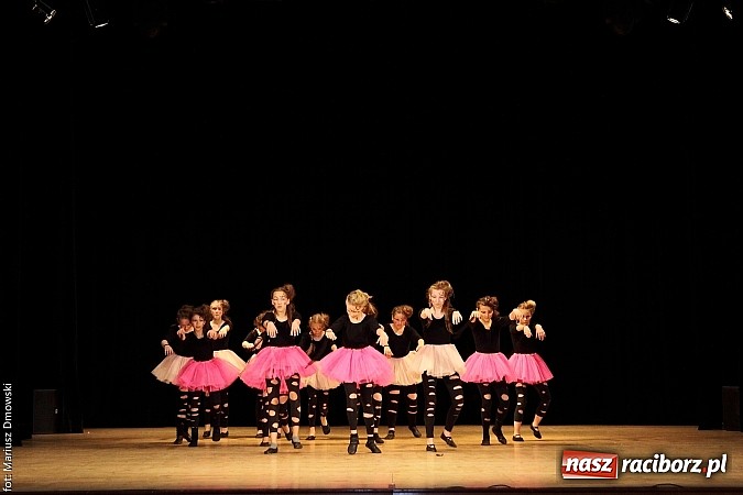 Zdjęcie w galerii na portalu naszraciborz.pl: Taniec królował dziś na deskach RCK  wiadomości z regionu