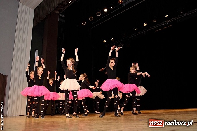 Zdjęcie w galerii na portalu naszraciborz.pl: Taniec królował dziś na deskach RCK  wiadomości z regionu
