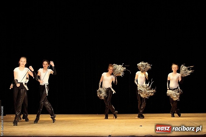 Zdjęcie w galerii na portalu naszraciborz.pl: Taniec królował dziś na deskach RCK  wiadomości z regionu