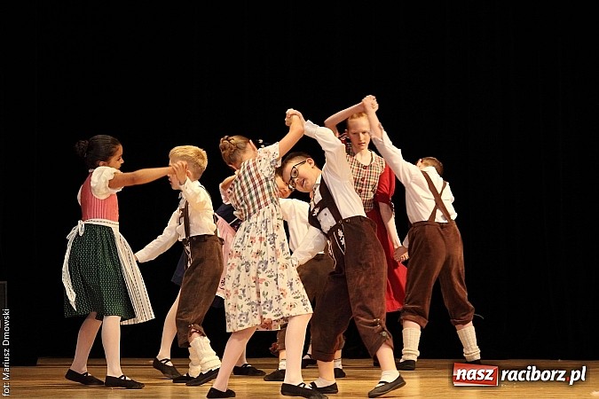 Zdjęcie w galerii na portalu naszraciborz.pl: Taniec królował dziś na deskach RCK  wiadomości z regionu