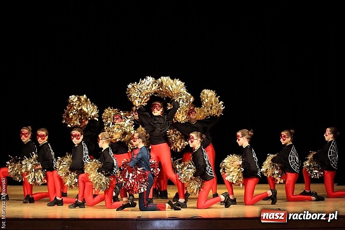 Zdjęcie w galerii na portalu naszraciborz.pl: Taniec królował dziś na deskach RCK  wiadomości z regionu