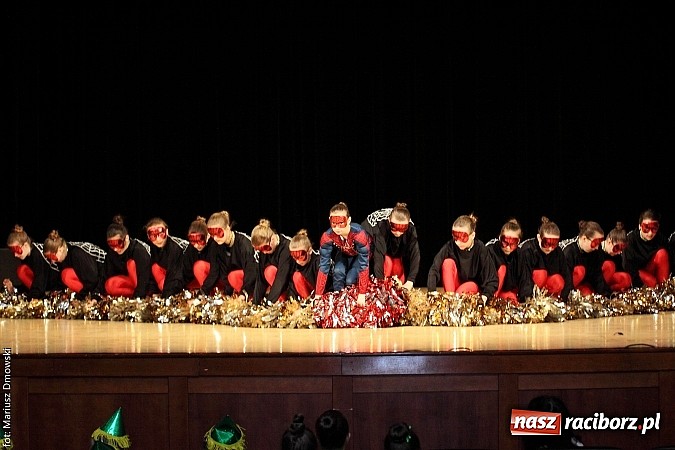 Zdjęcie w galerii na portalu naszraciborz.pl: Taniec królował dziś na deskach RCK  wiadomości z regionu