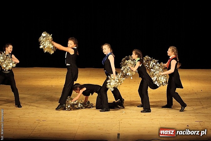 Zdjęcie w galerii na portalu naszraciborz.pl: Taniec królował dziś na deskach RCK  wiadomości z regionu
