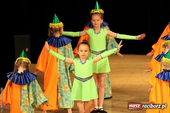 Zdjęcie w galerii na portalu naszraciborz.pl: Taniec królował dziś na deskach RCK  wiadomości z regionu