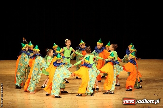 Zdjęcie w galerii na portalu naszraciborz.pl: Taniec królował dziś na deskach RCK  wiadomości z regionu