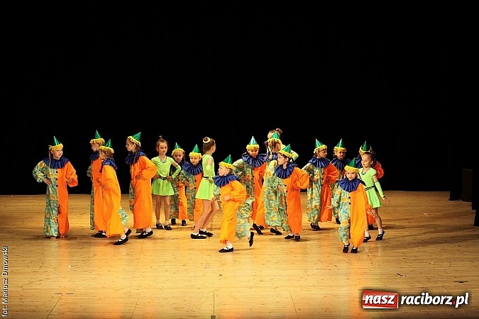 Zdjęcie w galerii na portalu naszraciborz.pl: Taniec królował dziś na deskach RCK  wiadomości z regionu