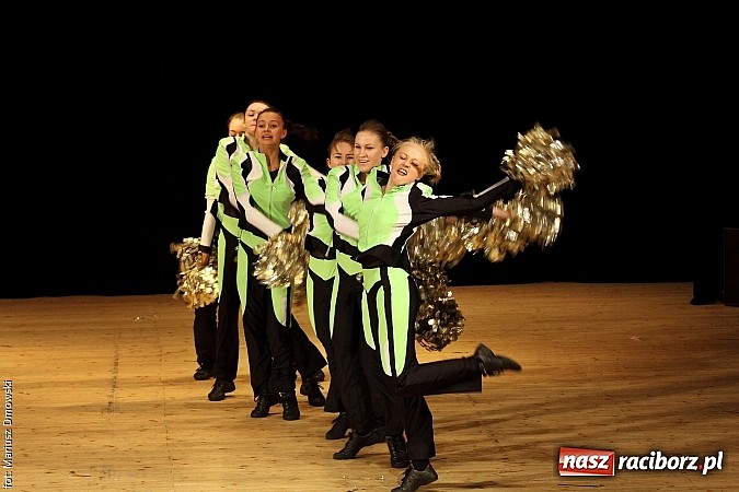 Zdjęcie w galerii na portalu naszraciborz.pl: Taniec królował dziś na deskach RCK  wiadomości z regionu