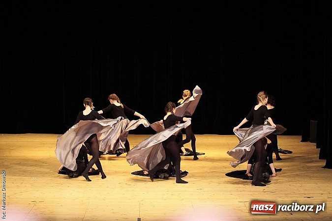 Zdjęcie w galerii na portalu naszraciborz.pl: Taniec królował dziś na deskach RCK  wiadomości z regionu
