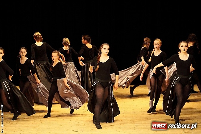 Zdjęcie w galerii na portalu naszraciborz.pl: Taniec królował dziś na deskach RCK  wiadomości z regionu