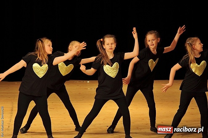 Zdjęcie w galerii na portalu naszraciborz.pl: Taniec królował dziś na deskach RCK  wiadomości z regionu