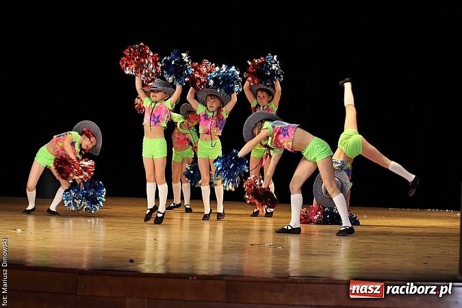 Zdjęcie w galerii na portalu naszraciborz.pl: Taniec królował dziś na deskach RCK  wiadomości z regionu