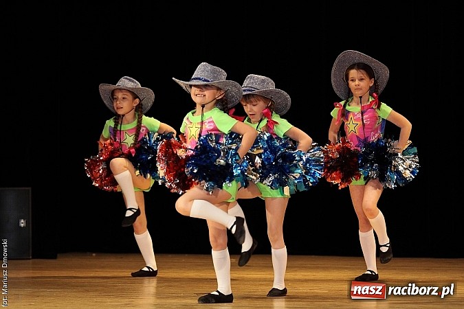 Zdjęcie w galerii na portalu naszraciborz.pl: Taniec królował dziś na deskach RCK  wiadomości z regionu