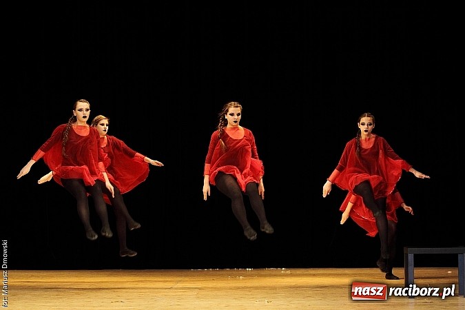 Zdjęcie w galerii na portalu naszraciborz.pl: Taniec królował dziś na deskach RCK  wiadomości z regionu