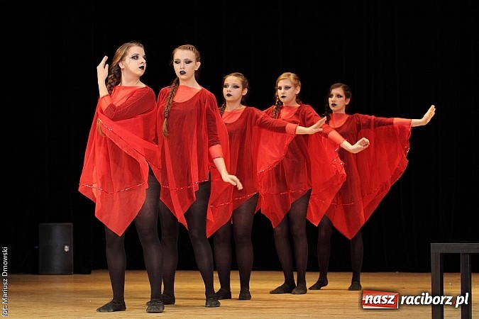 Zdjęcie w galerii na portalu naszraciborz.pl: Taniec królował dziś na deskach RCK  wiadomości z regionu