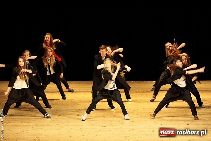 Zdjęcie w galerii na portalu naszraciborz.pl: Taniec królował dziś na deskach RCK  wiadomości z regionu