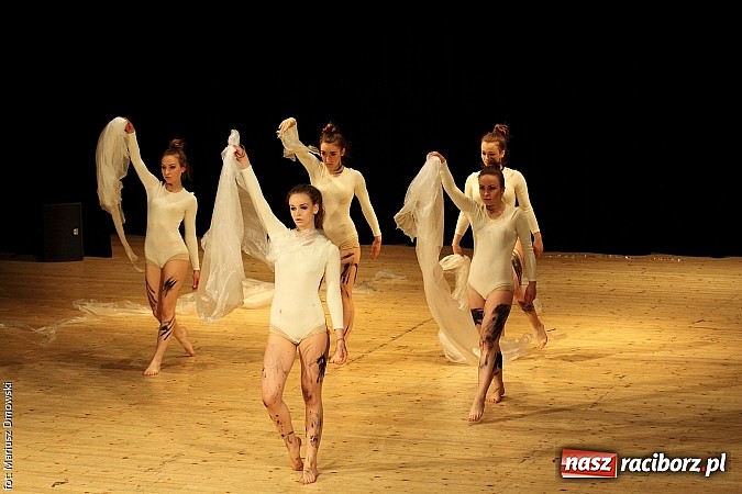 Zdjęcie w galerii na portalu naszraciborz.pl: Taniec królował dziś na deskach RCK  wiadomości z regionu